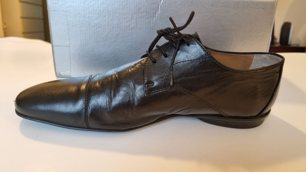 Sapatos em pele Agostini