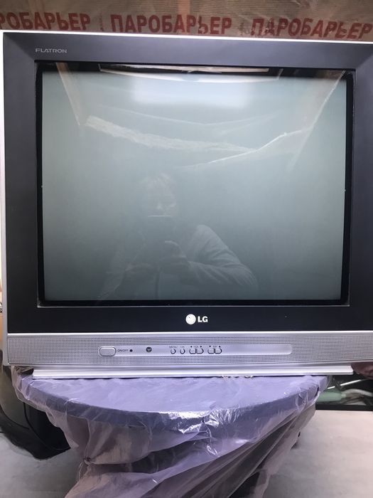 Продам телевизор LG
