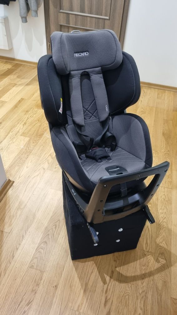 Fotelik samochodowy RECARO Hero Zero 1  isofix (obracany)