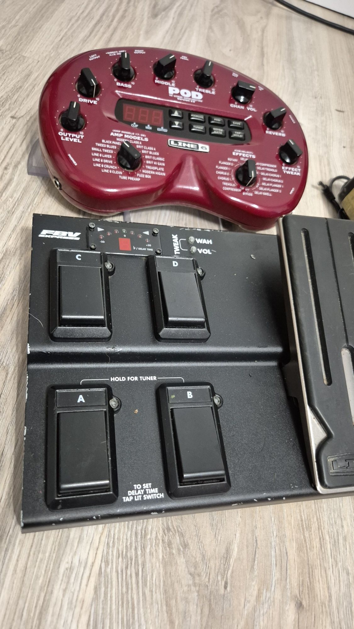 Line6 nerka POD 2.0 ver2 + footswitch