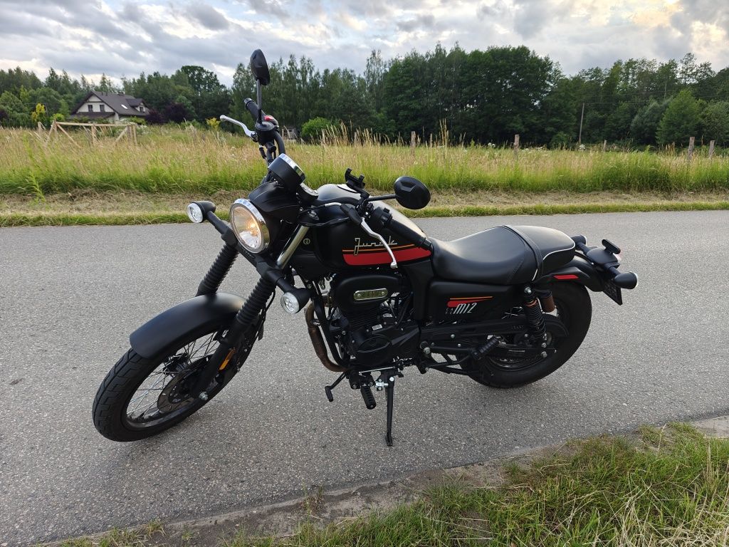 Junak M12 Cafe -