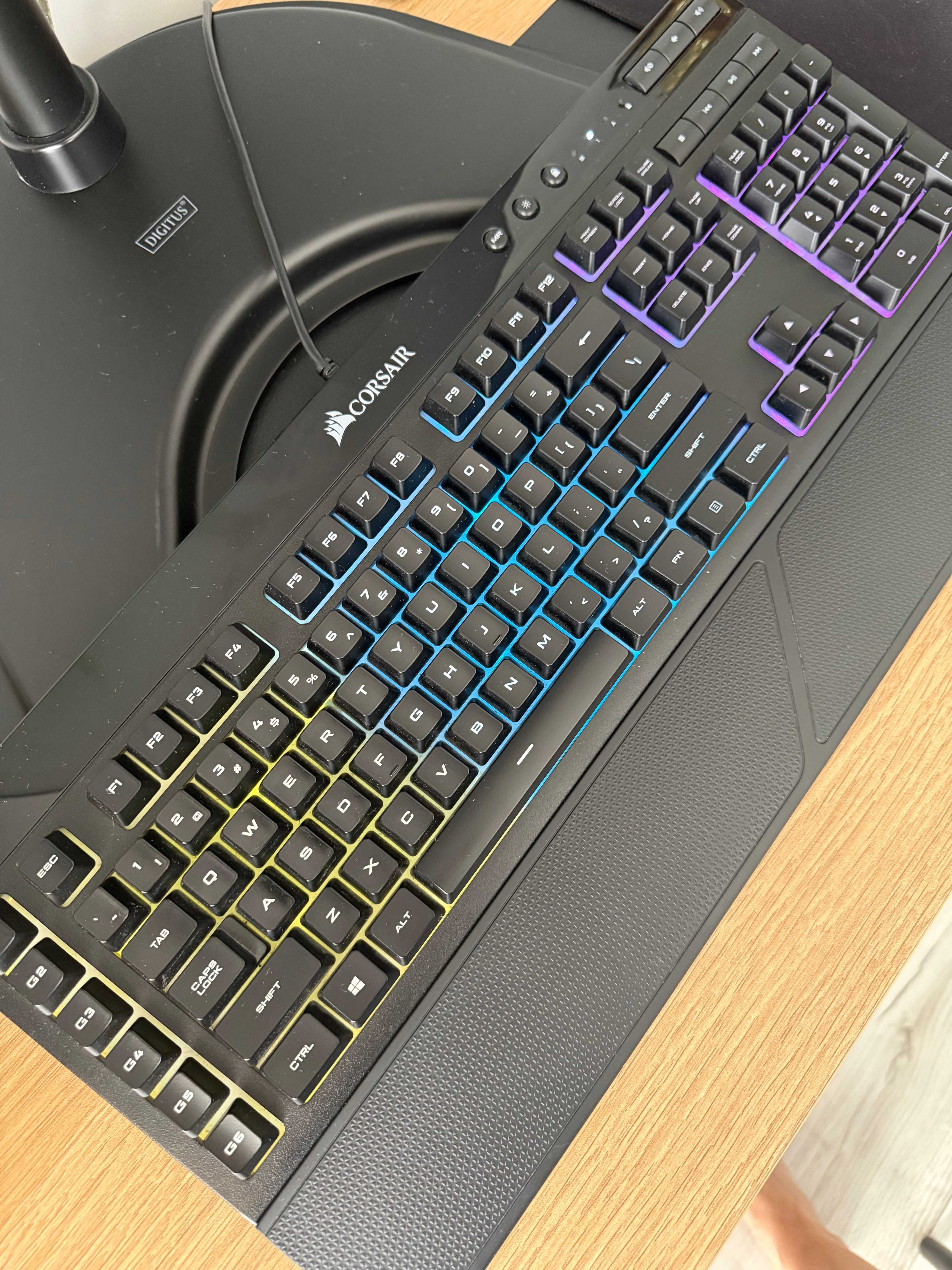 Klawiatura CORSAIR gaming K55 RGB