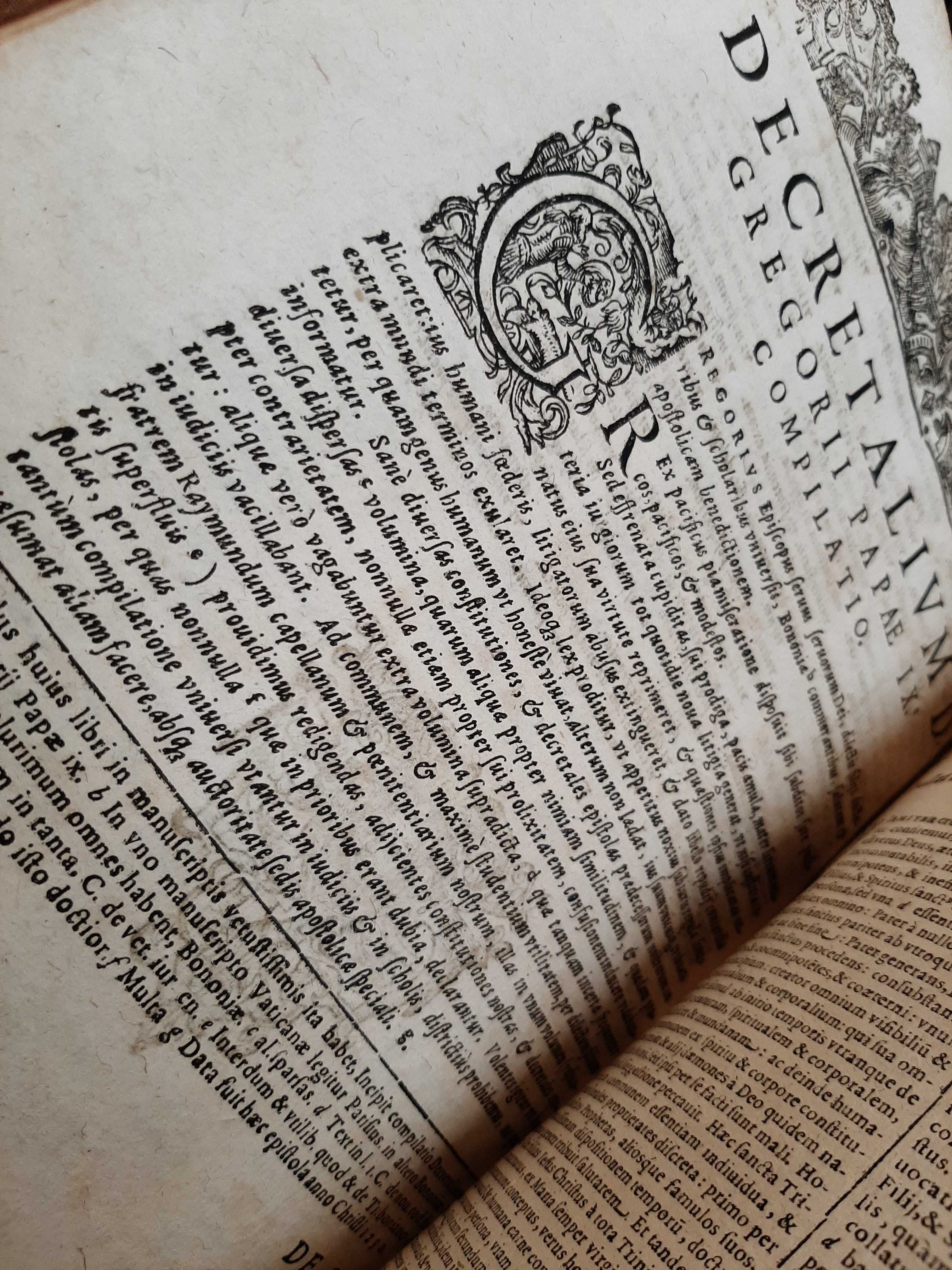 Livro - Corpus Iuris Canonici Emendatumet notis illu stratum - 1614