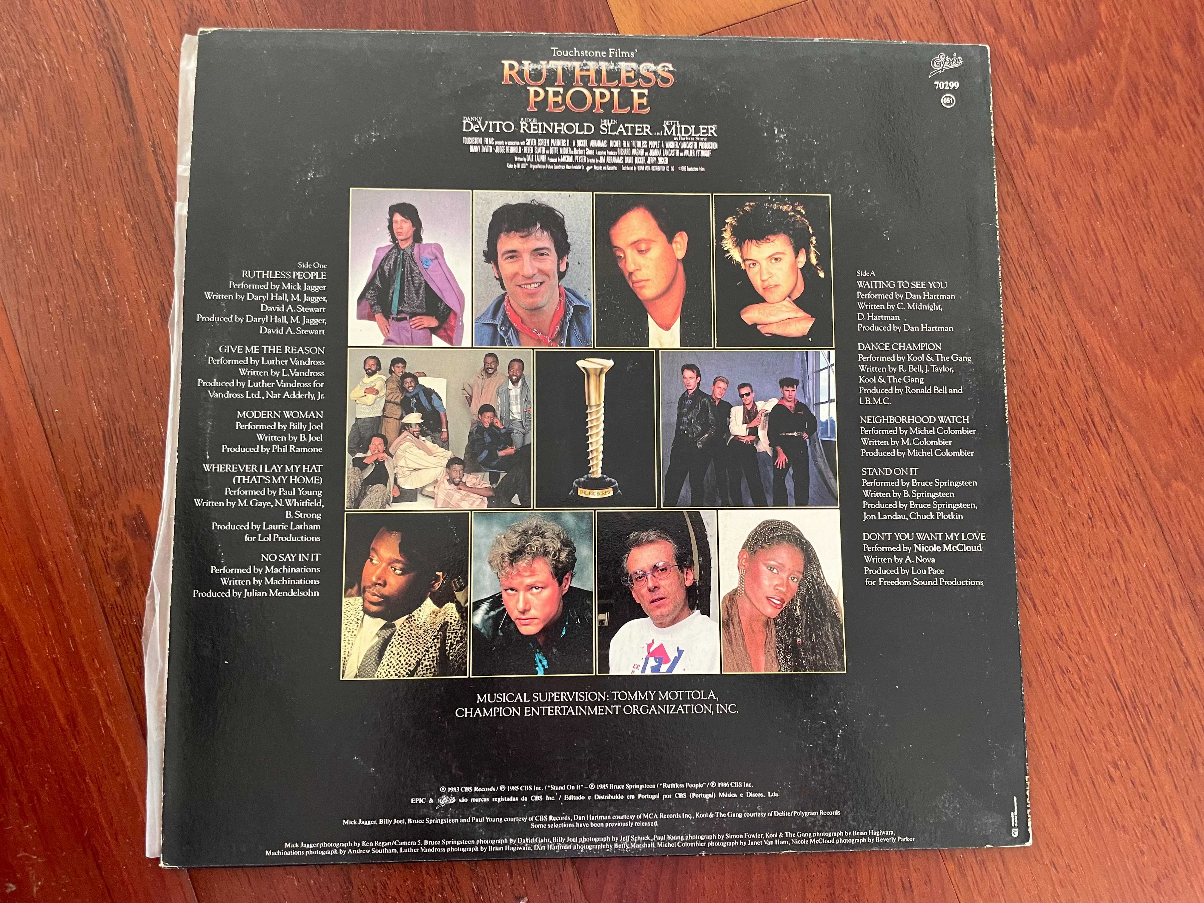 Vinil | Ruthless people