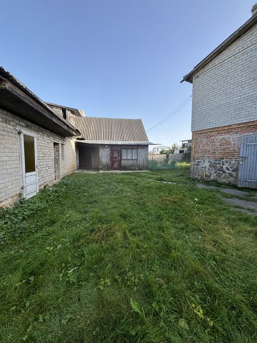 Продається булинок в селі Скоморохи