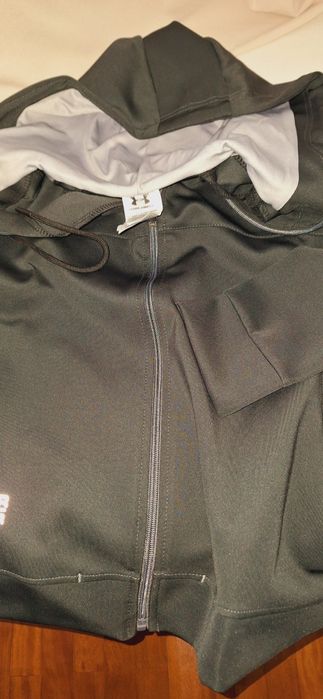 Hoody Under Armour novo cor antracite