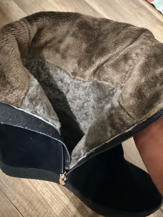 Жіночі натуральні зимові чоботи