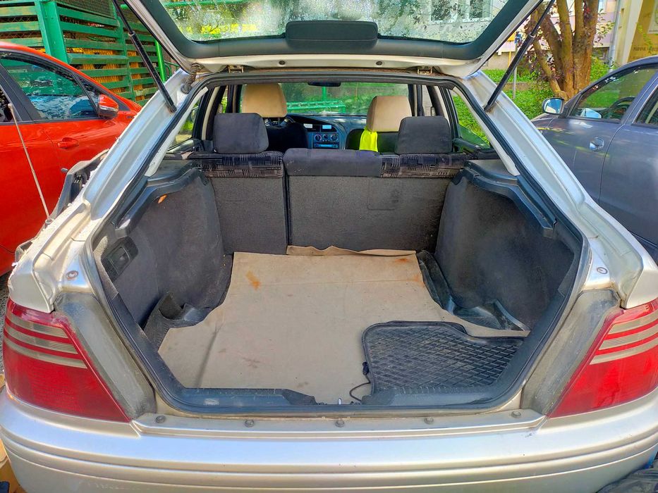 Honda Accord VI uszkodzona