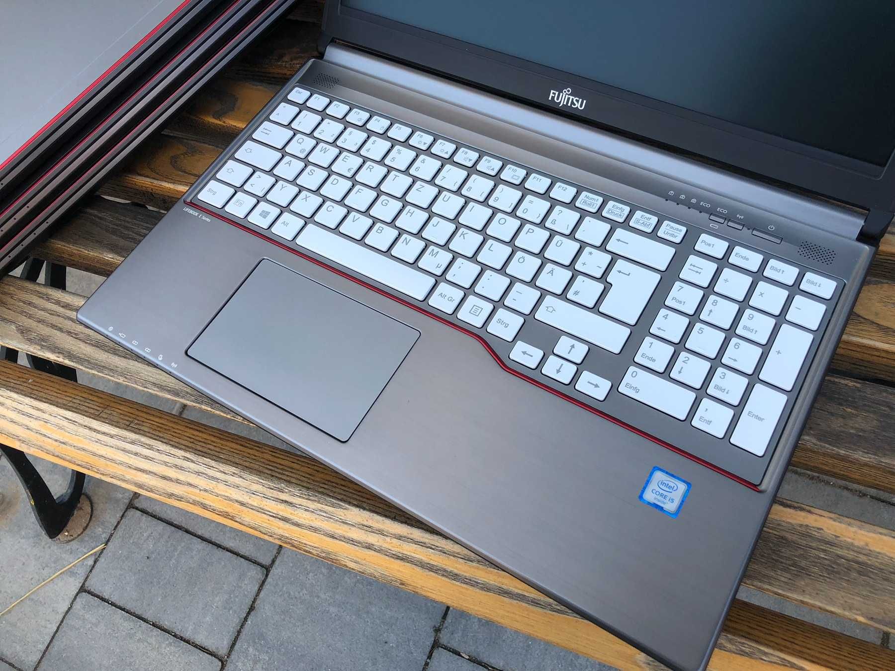 Ноутбук для роботи,навчання Fujitsu LIFEBOOK E756 – i5, 8ГБ, 256ГБ SSD