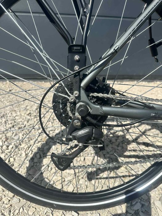 Rower elektryczny Trekkingowy  Męski/ Damski firmy Prophete jak nowy