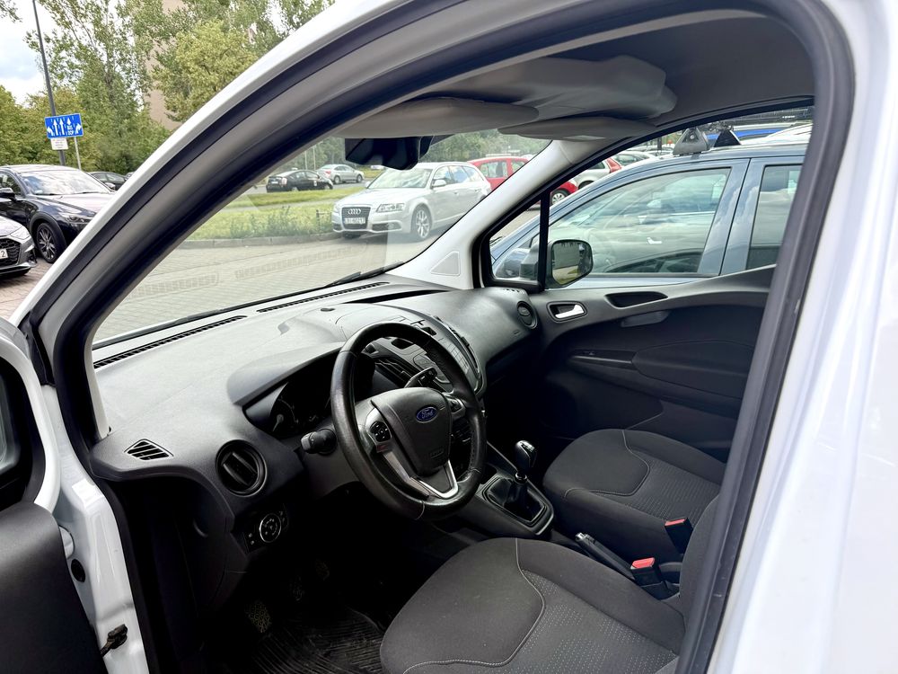 Ford_Transit_Courier_1.5_TDCi