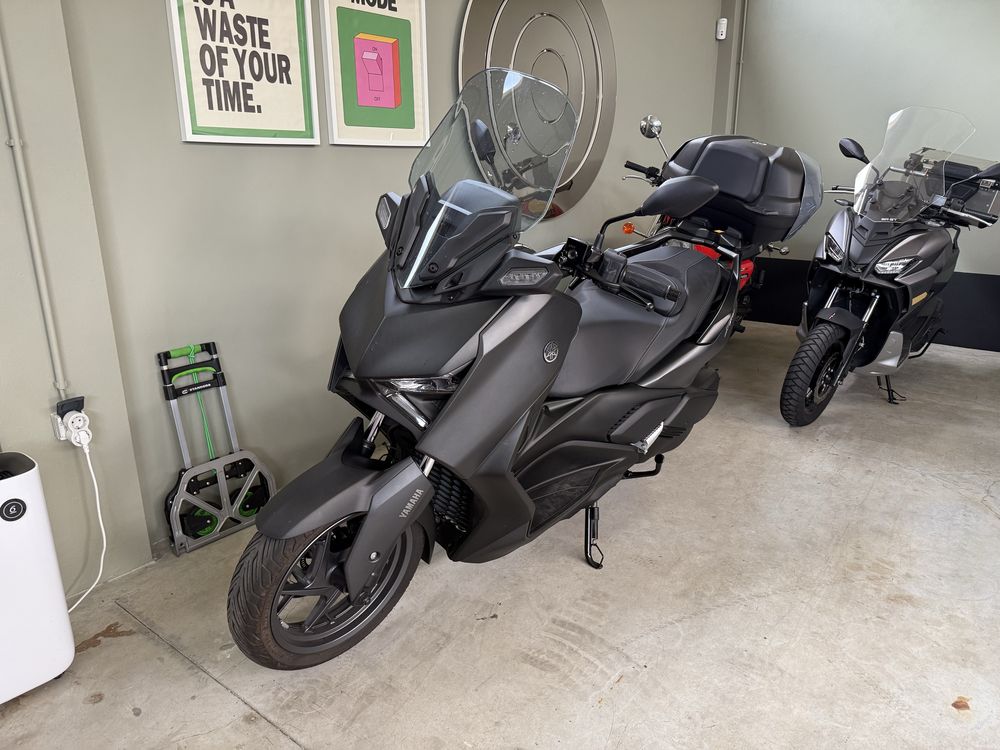 Yamaha X Max 300