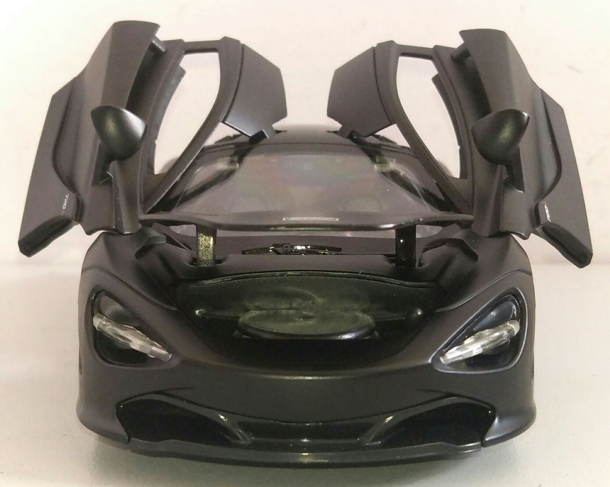 Машинка McLaren 720S модель 1:32 "Автопром". Металл, инерционная, звук