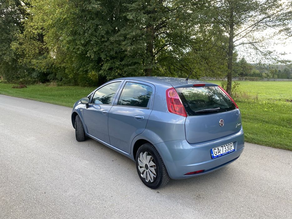 Fiat Punto 1.4 77 KM • 146 tys. km • Benzyna • 2012 rok