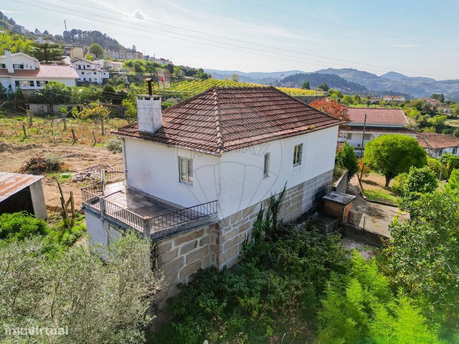 Moradia T4 para venda