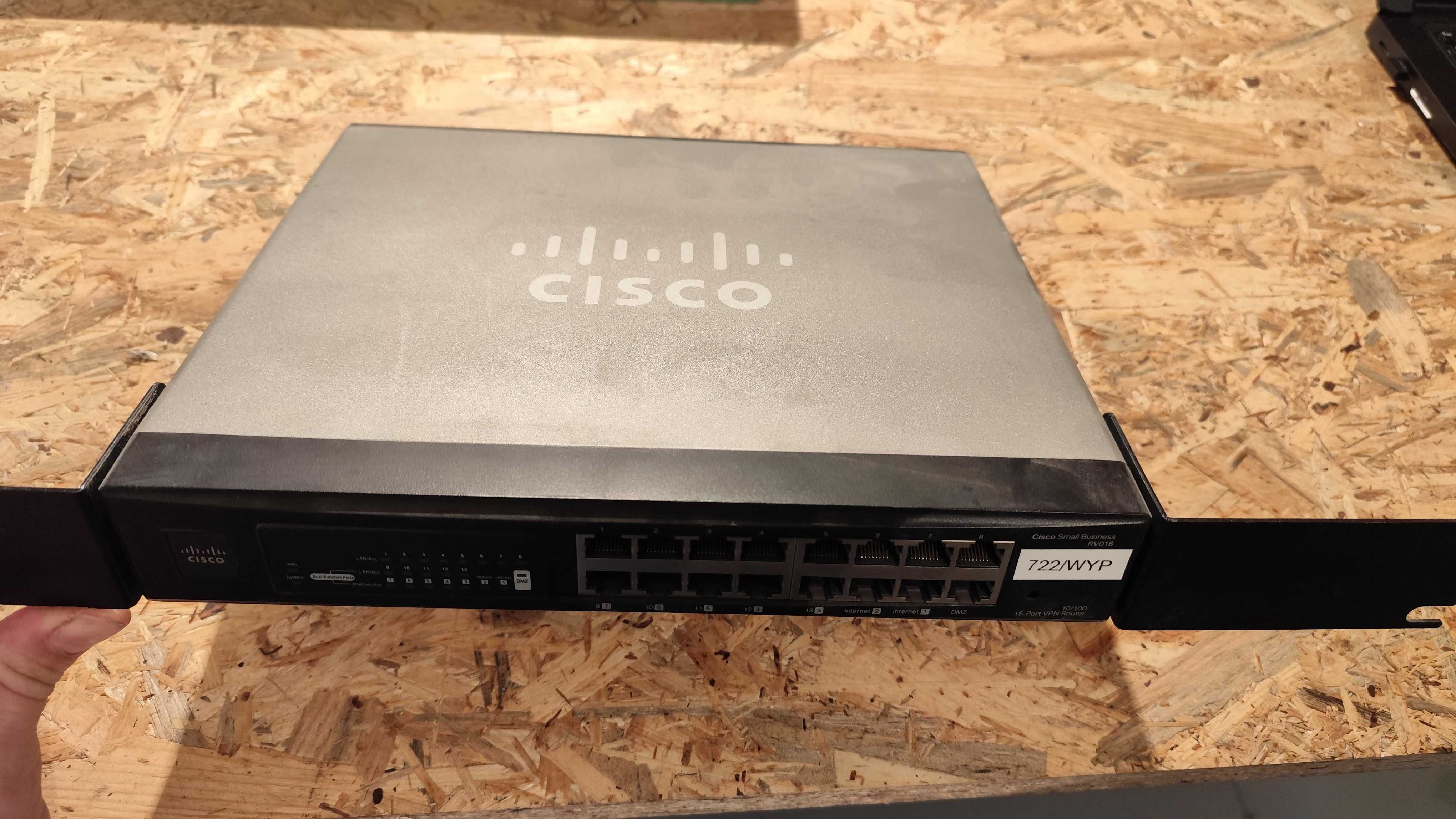 Cisco router RV016