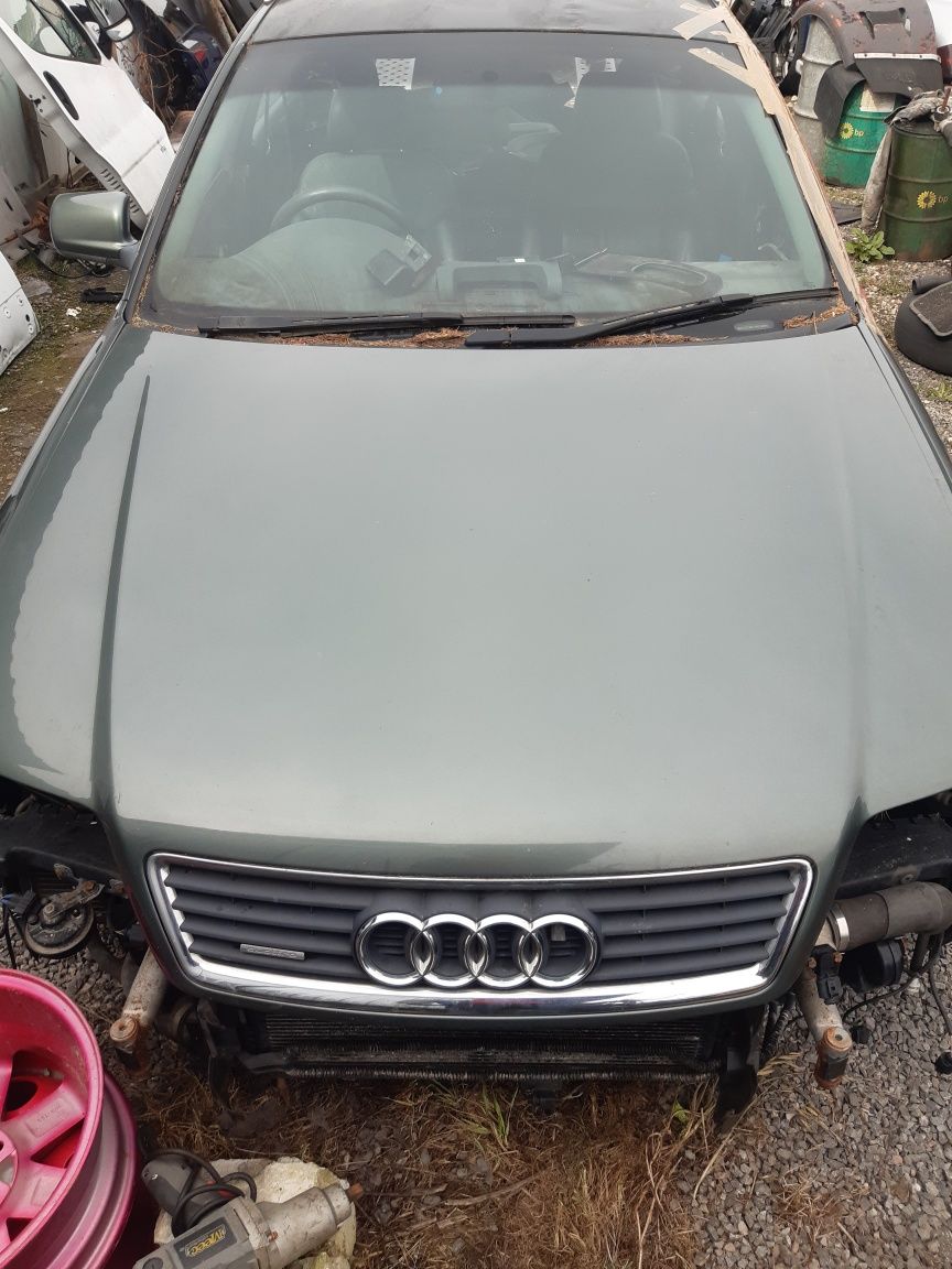 Maska Audi A6 C5 Allroad LY6J