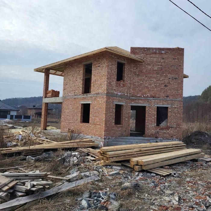 Продаж будинку в смт.Брюховичах