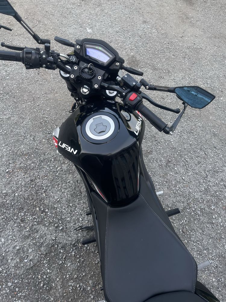 Продам Ліфан ср 220