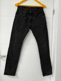 Jeansowe spodnie męskie marki Tommy Hilfiger