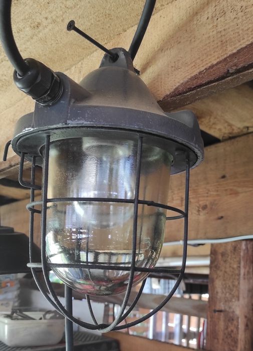 Lampa loft magazyn