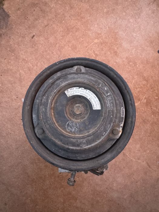 Компресор кондиціонера Ауді а4