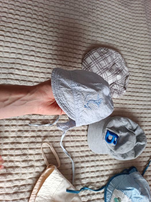 Zestaw 5 czapek letnich r. 68 muślinowa, kapelusz, z daszkiem H&M inne