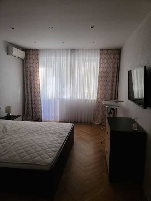 1к квартира поблизу метро Героїв Дніпра