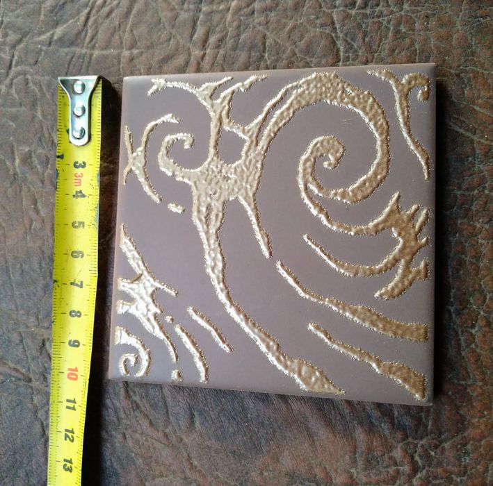 Плитка фріз, з позолотою,  10х10 см.