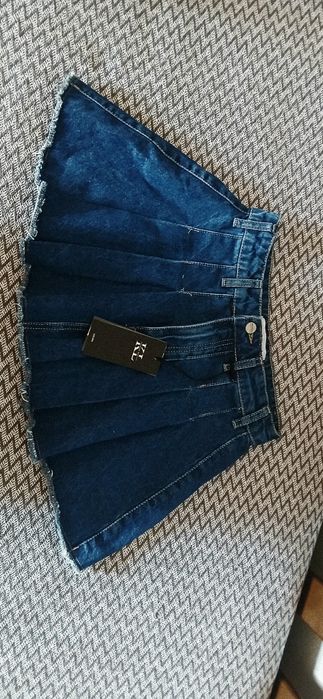 Продам джинсову спідницю НОВА!