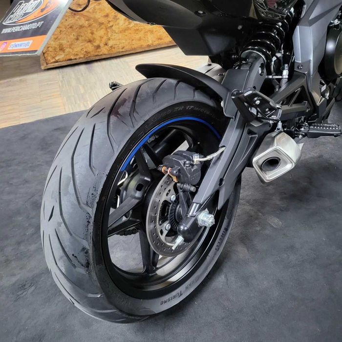 CF Moto NK 650 / 2025