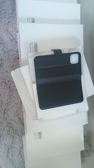 iPhone 14 case z klapką zamykany