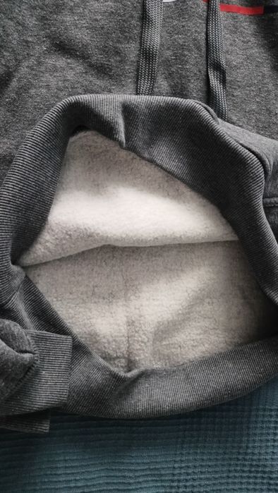 Bluza szara z kapturem