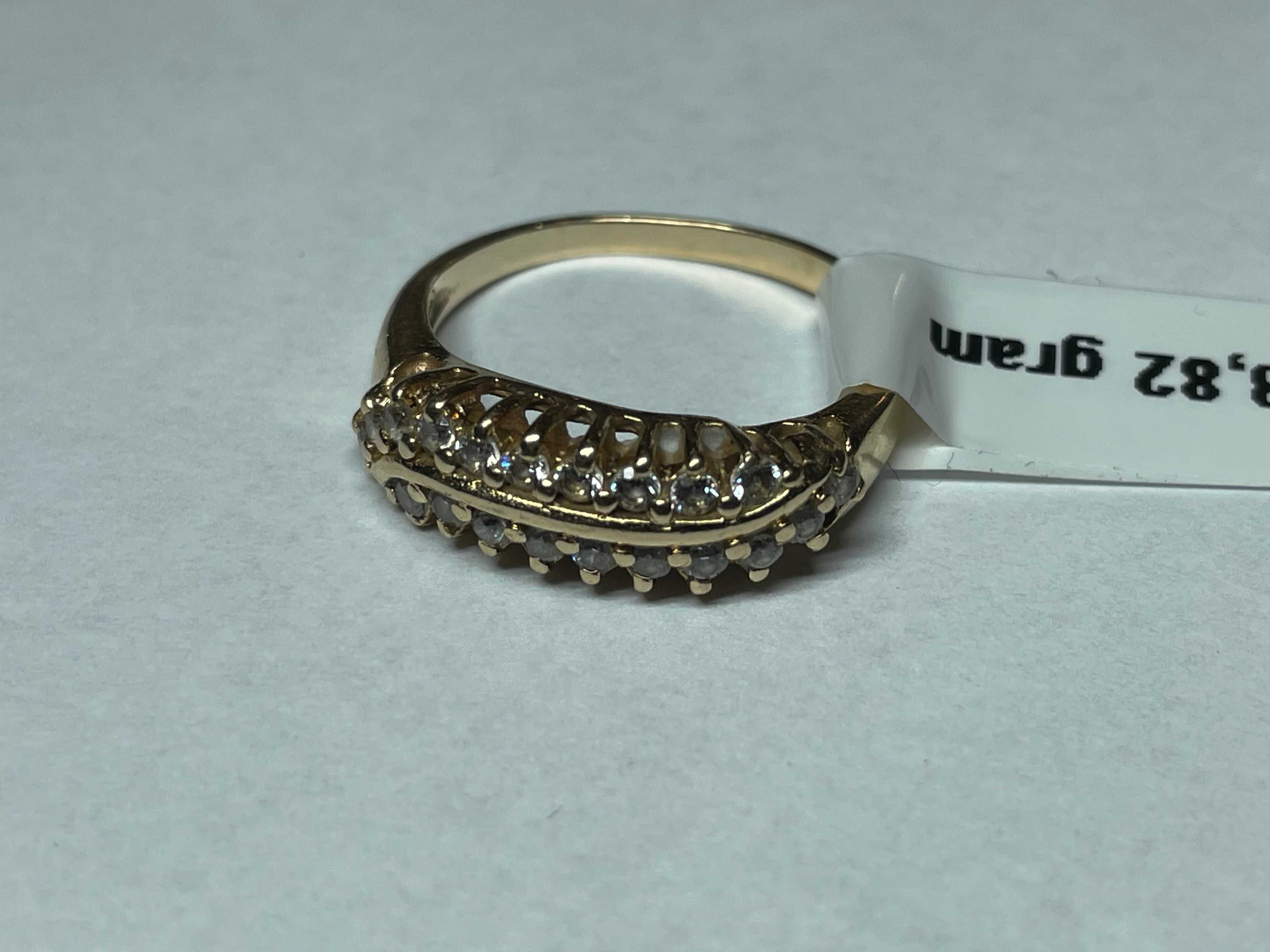 Złoty pierścionek z cyrkoniami 14kt (585) 3,82 gram rozmiar 15