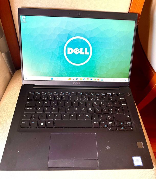 Dell Latitude 7390 13.3"FullHD/i7-8650u Quad Core/16Gb Ram/Ssd 256Gb