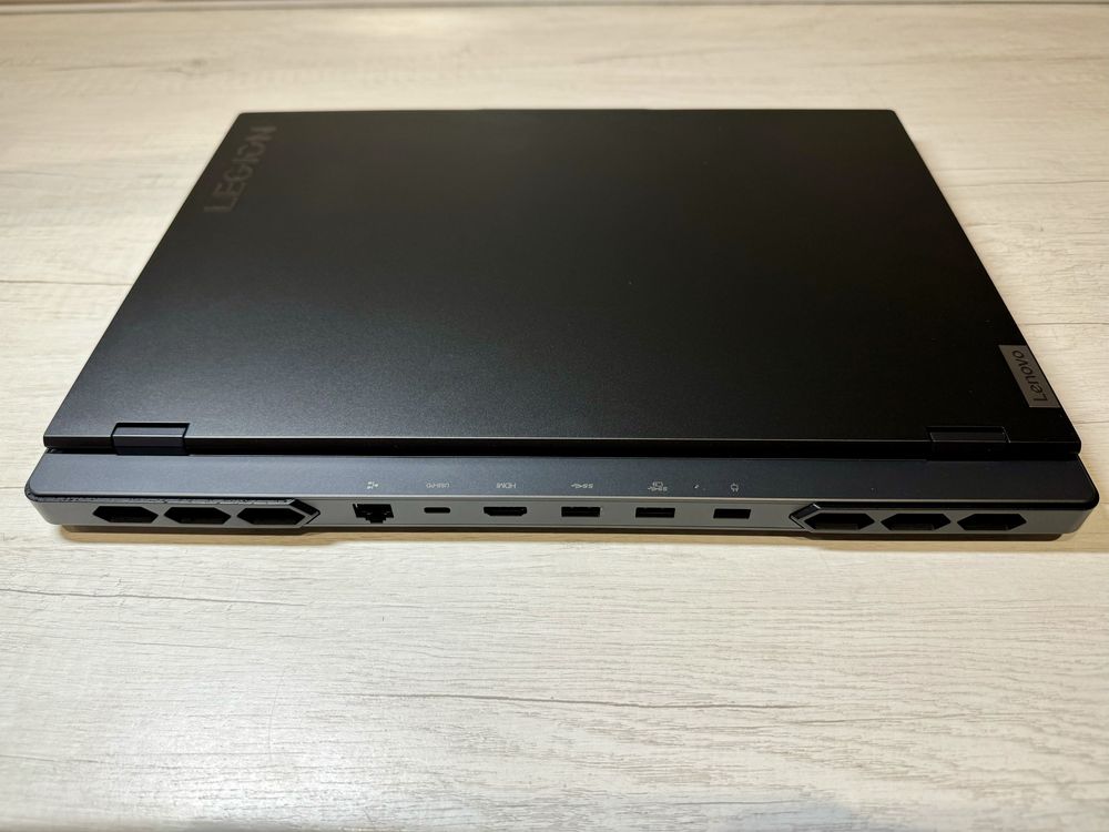 Lenovo Legion Pro 7 16IRX8H/240Hz/i9-13900HX/32Gb/2Tb/RTX4080/W11H