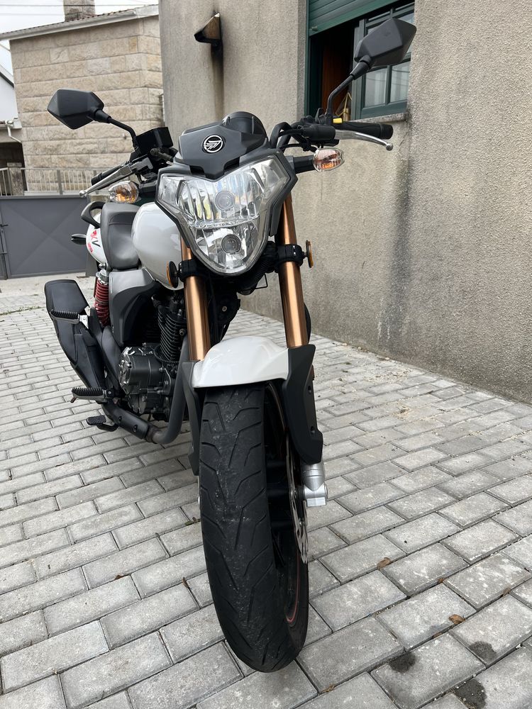 Mota Keeway rkv 125