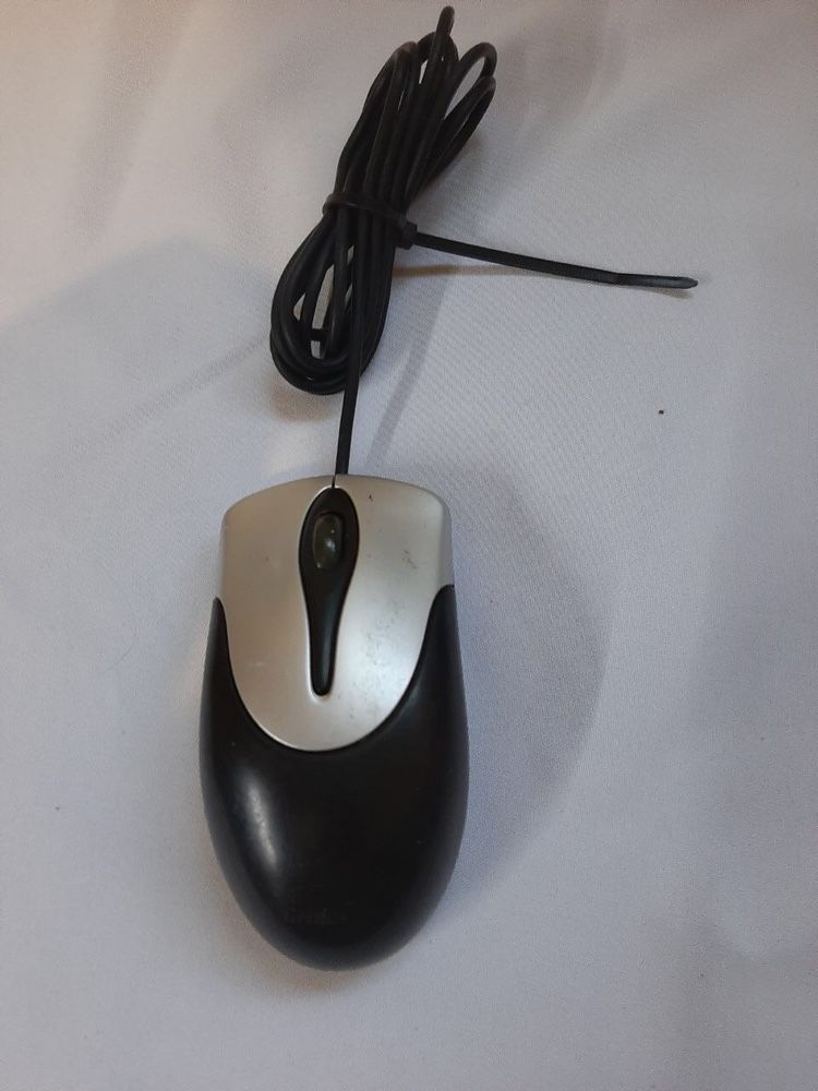 Мишка logitech genius