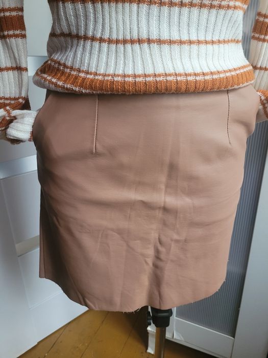 Spódnica z eko skóry karmelowa
