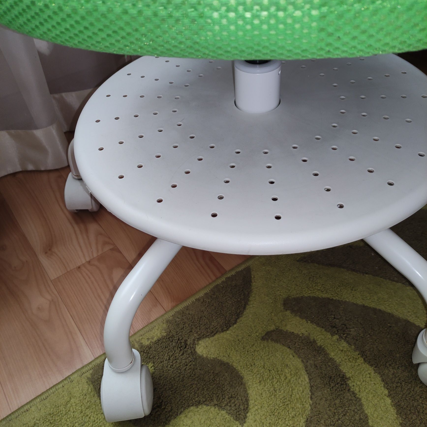 Возможна пересылка НП.Кресло детское Ikea Vimund