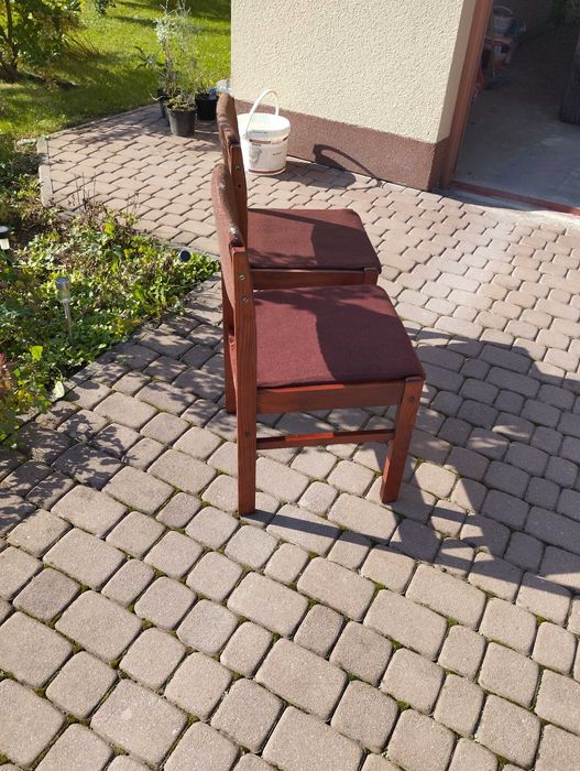 Krzesła drewniane, tapicerowane 4szt