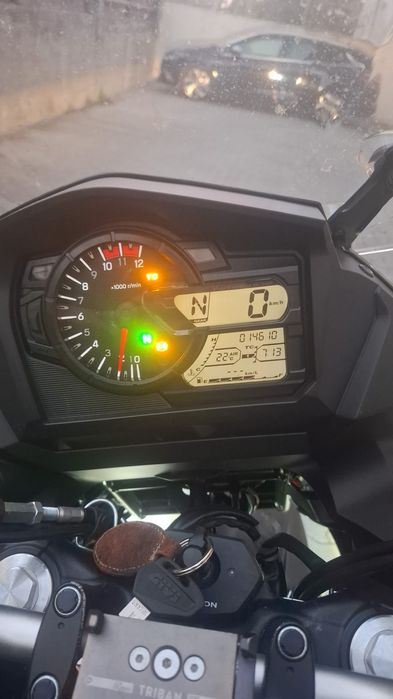 Suzuki V-STROM 650 Black Edition