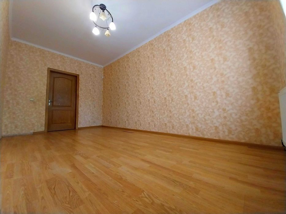 Продам будинок пл. 76/44,2/12,6 м2 в гарному стані (р-н Лісковиця)