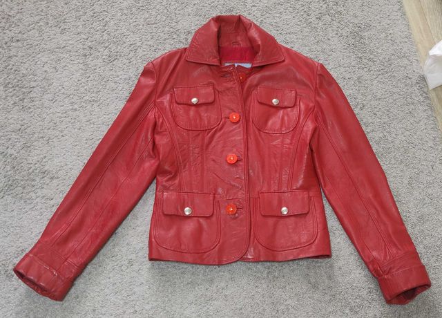 Куртка-пиджак кожаная красная бу. Размер М. ТОРГ!!!