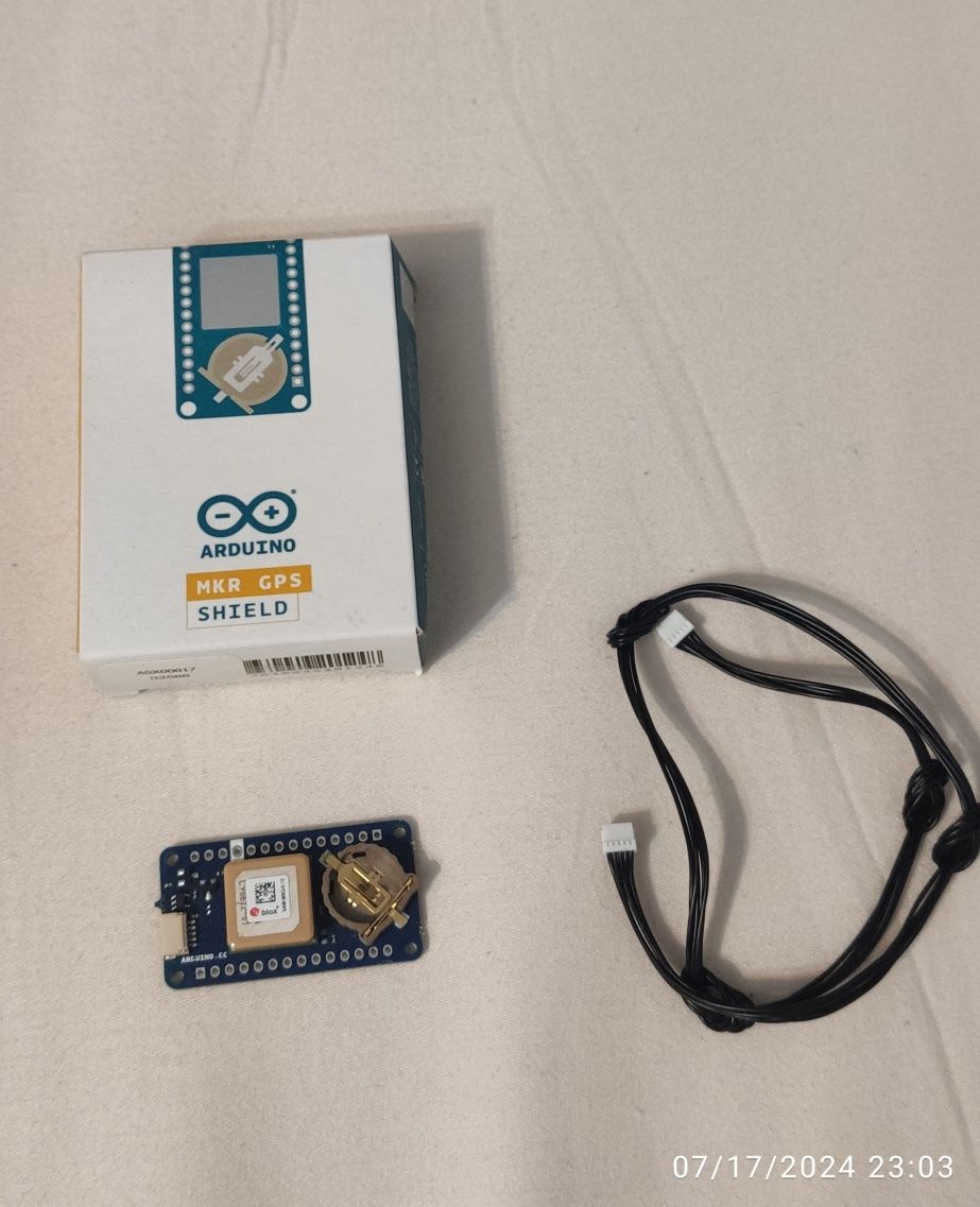 Arduino MKR GPS Shield ASX00017 - nakładka dla Arduino MKR