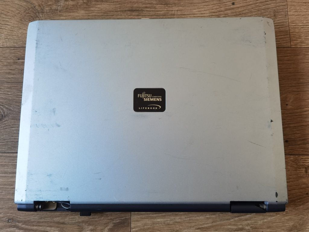 Ноутбук Fujitsu-Siemens Lifebook C1320. Windows 10, 1.5 RAM