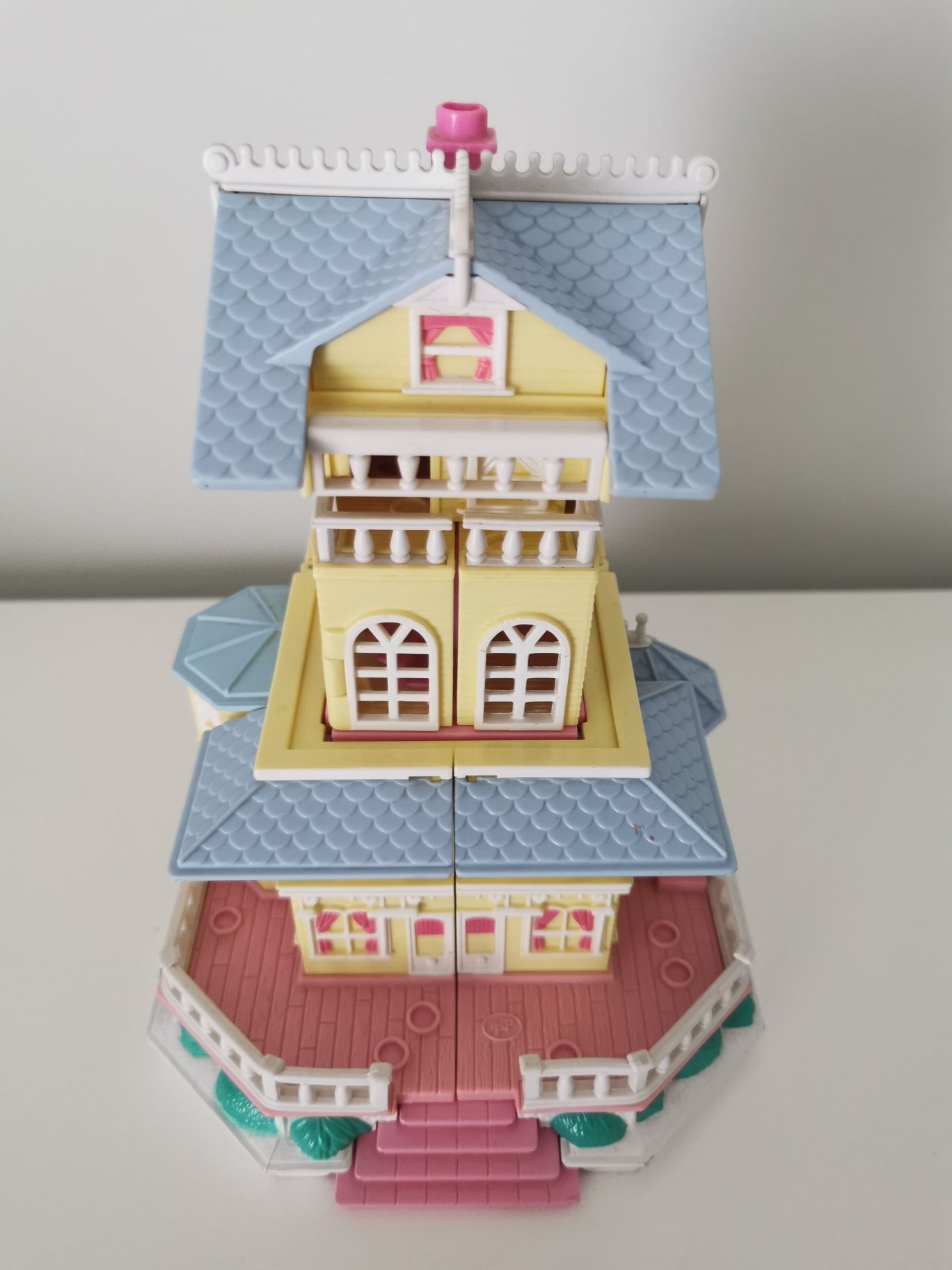 Polly Pocket Clubhouse