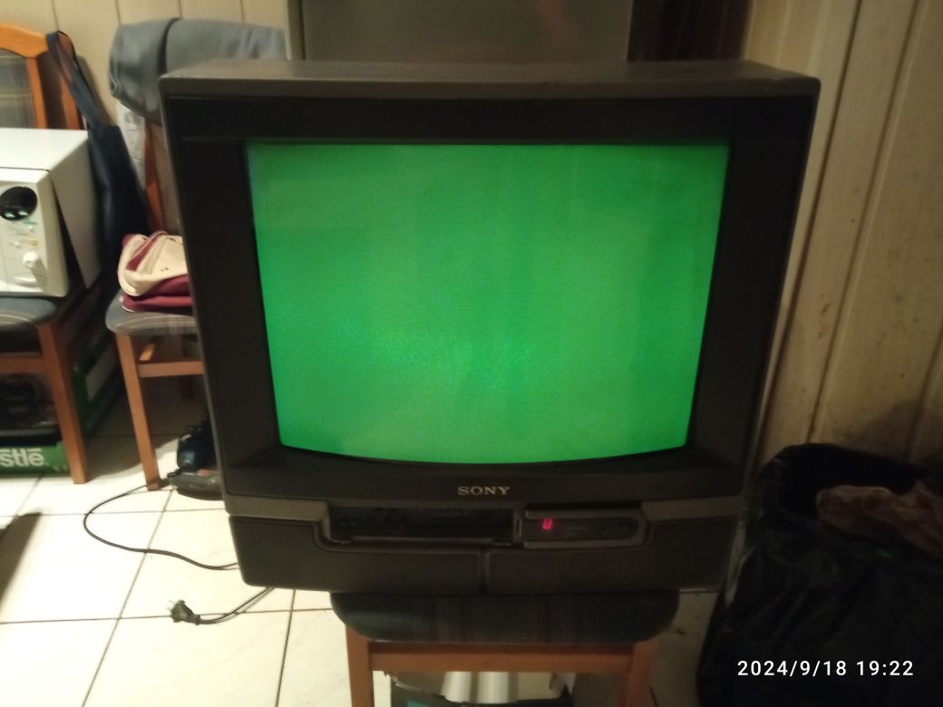 Telewizor,Sony Świat według kiepskich, ten sam model.