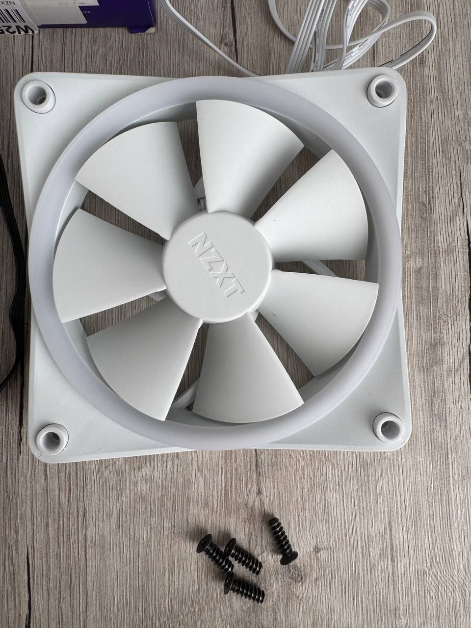 Вентилятори NZXT F120 RGB 120мм PWM (білий і чорний)