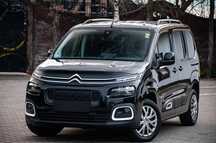 Citroën Berlingo 1.2KAT(130PS) MULTISPACE Ledy NAVI Tempomat PDC z Niemiec!LIFT